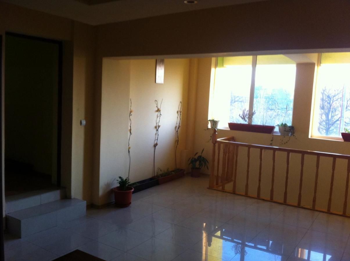 Хостелы Hostel Hora Бая-Маре-23