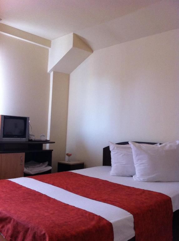 Хостелы Hostel Hora Бая-Маре-26