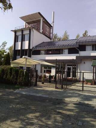 Хостелы Hostel Hora Бая-Маре-0